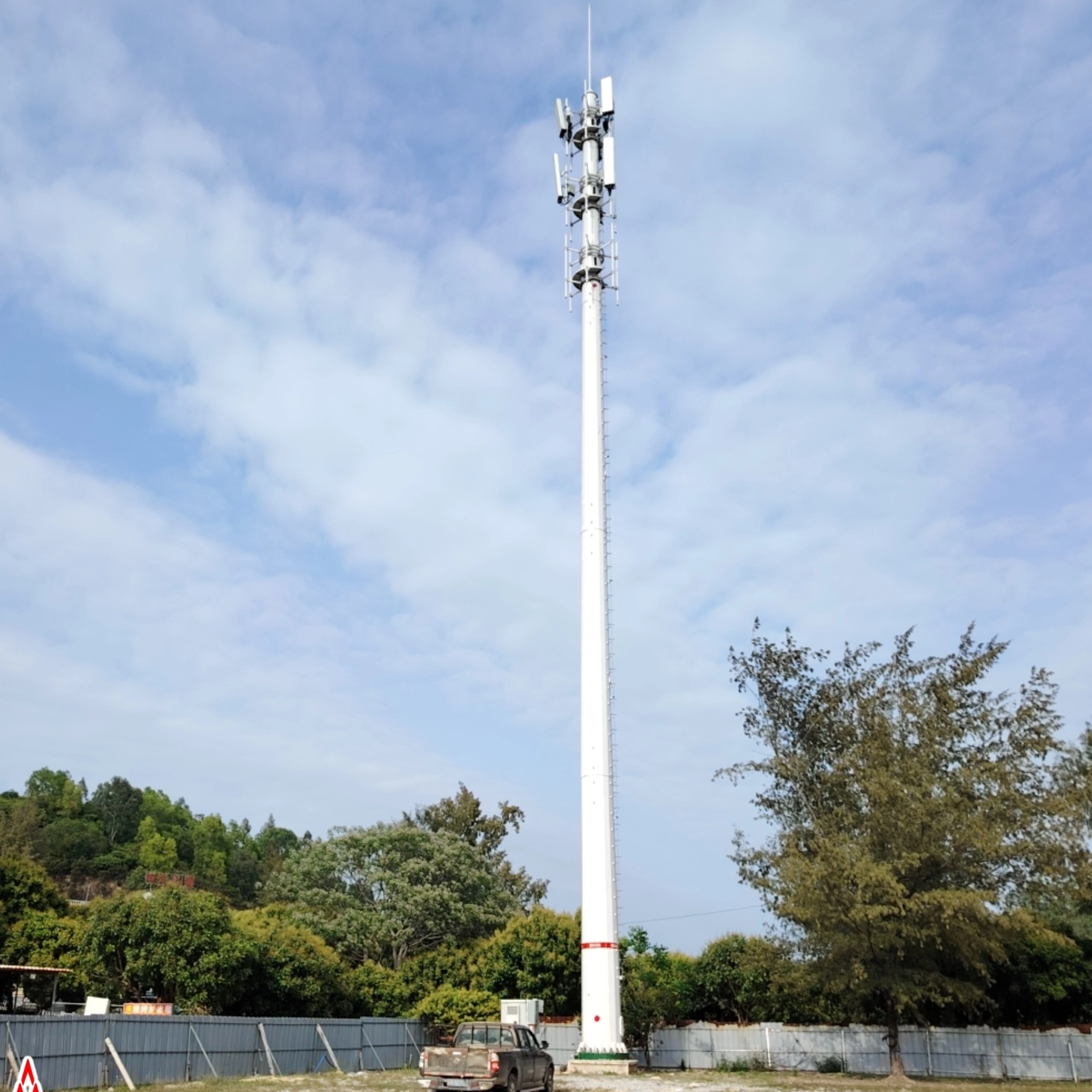 Monopole Telecom Tower: A Compact Solution for Urban Communication Networks