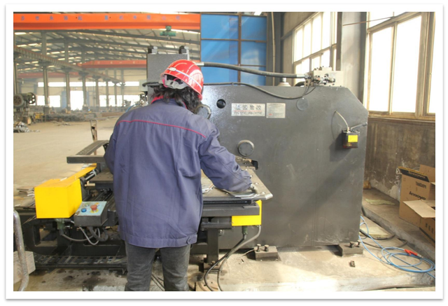 CNC Plate Punching Machine